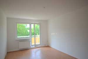 Ruhige 3-Zimmer-Wohnung in Neu-Olvenstedt zu vermieten! – Johannes-Göderitz-Str. 88, 39130 Magdeburg – Vorschaubild 2