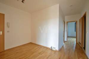 Dachgeschosswohnung mit Westbalkon, Stellplatz und Treppenlift – 99087 Roter Berg, Erfurt – Vorschaubild 5