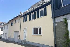 Ein- bis Zweifamilienhaus in Hallgarten zu verkaufen – Die vollständige Adresse der Immobilie erhältst du vom Anbieter., 65375 Oestrich-Winkel – Vorschaubild 1