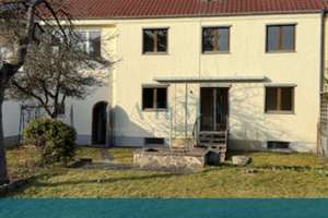 Großer Garten! Reihenmittelhaus mit viel Platz im Grünen