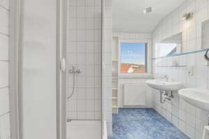 8-Zimmer-Wohnung mit Dachterrasse – Ideale WG-Kapitalanlage in zentraler Lage von Bad Cannstatt – Die vollständige Adresse der Immobilie erhältst du vom Anbieter., 70372 Cannstatt-Mitte, Stuttgart – Vorschaubild 9