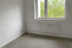 Wohnung mit zwei Loggien und Gäste-WC // 3.OG rechts – Cottbuser Str. 12, 38444 Wolfsburg – Vorschaubild 7