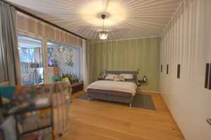 Idyllisches Wohnen in Solingen: Stilvolles Haus mit Schwimmteich und separater Einliegerwohnung! – Solingen – Vorschaubild 9