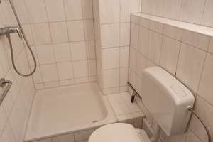 In Bremerhaven! Ab sofort: 1-Zimmer mit Aufzug und EBK, super für Studenten und Azubis! – Bürgermeister-Smidt-Straße 160, 27568 Mitte-Nord, Bremerhaven – Vorschaubild 4