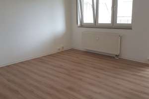 2 Raum Wohnung mit Balkon und Duplex Parker – Johann-Meyer-Str. 7, 1097 Leipziger Vorstadt, Dresden – Vorschaubild 2
