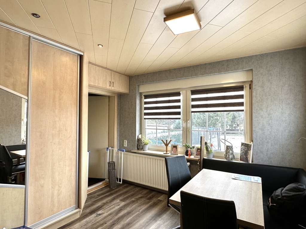 Immobilie in Ueckermünde - HORN IMMOBILIEN ++ Einfamilienhaus mit Nebengebäude und schönem Grundstück, ruhige Lage - Bild 1