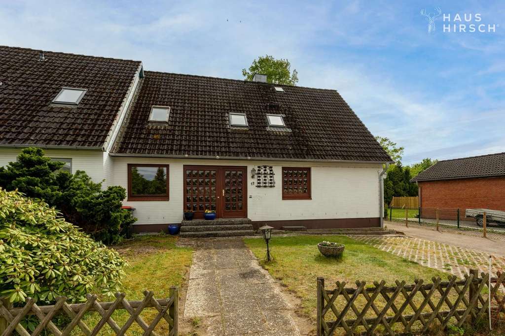 Immobilie in Boostedt - Familienfreundliche, gut geschnittene Doppelhaushälfte in Boostedt - Bild 0