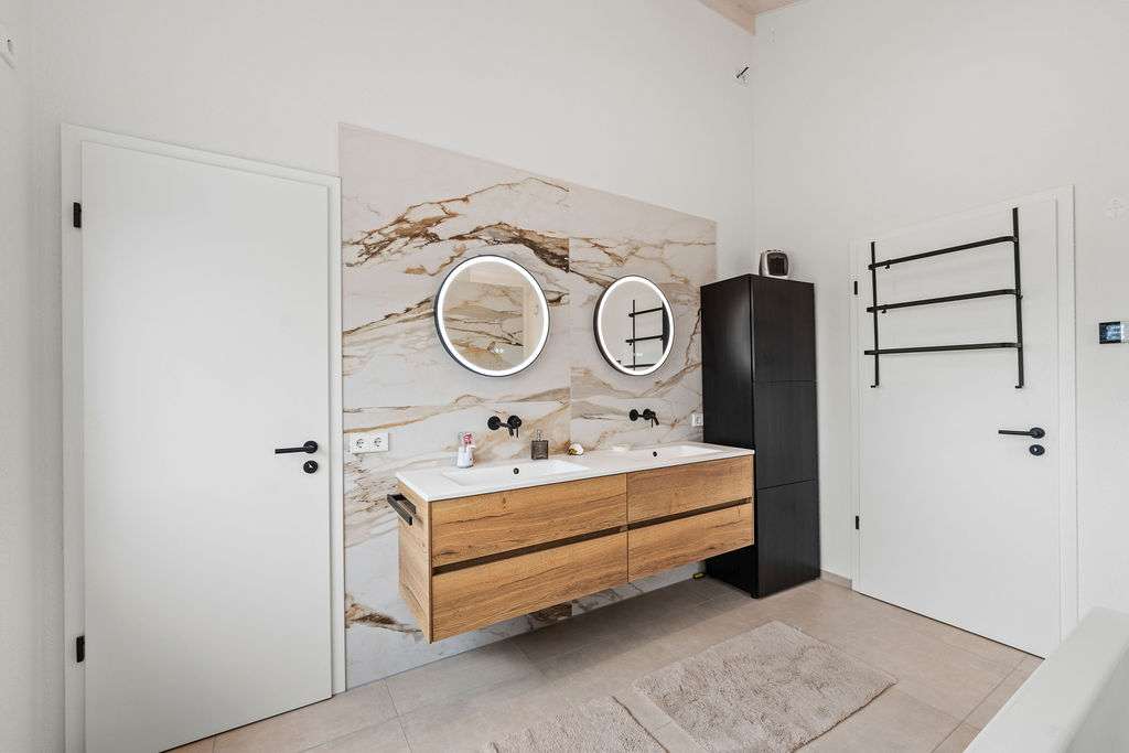 Immobilie in Fronreute - Exklusives Familiendomizil - Top ausgestattetes Neubau- EFH in Fronreute - Bild 18