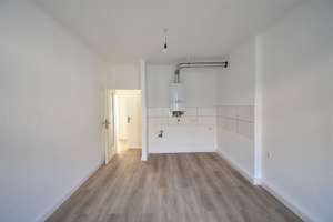 Frisch renoviert! 2-Zimmer-Wohnung mit Balkon – Corneliusstr. 61, 40215 Friedrichstadt, Düsseldorf – Vorschaubild 5