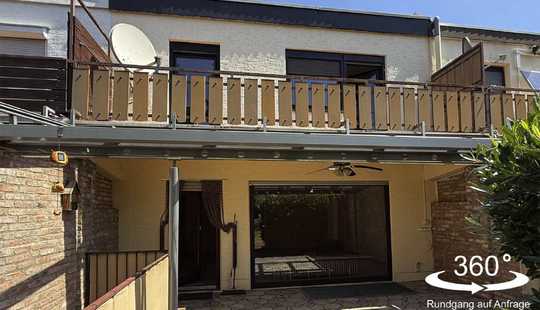 Bild von Schönes Einfamilienhaus mit sonnigem Garten und Terrasse in idyllischer Lage