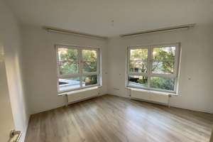 Großzügige 3-Zimmer-Wohnung mit Balkon und EBK im Herzen der List – jetzt zur Miete! – Pelikanstraße 4, 30177 List, Hannover – Vorschaubild 3