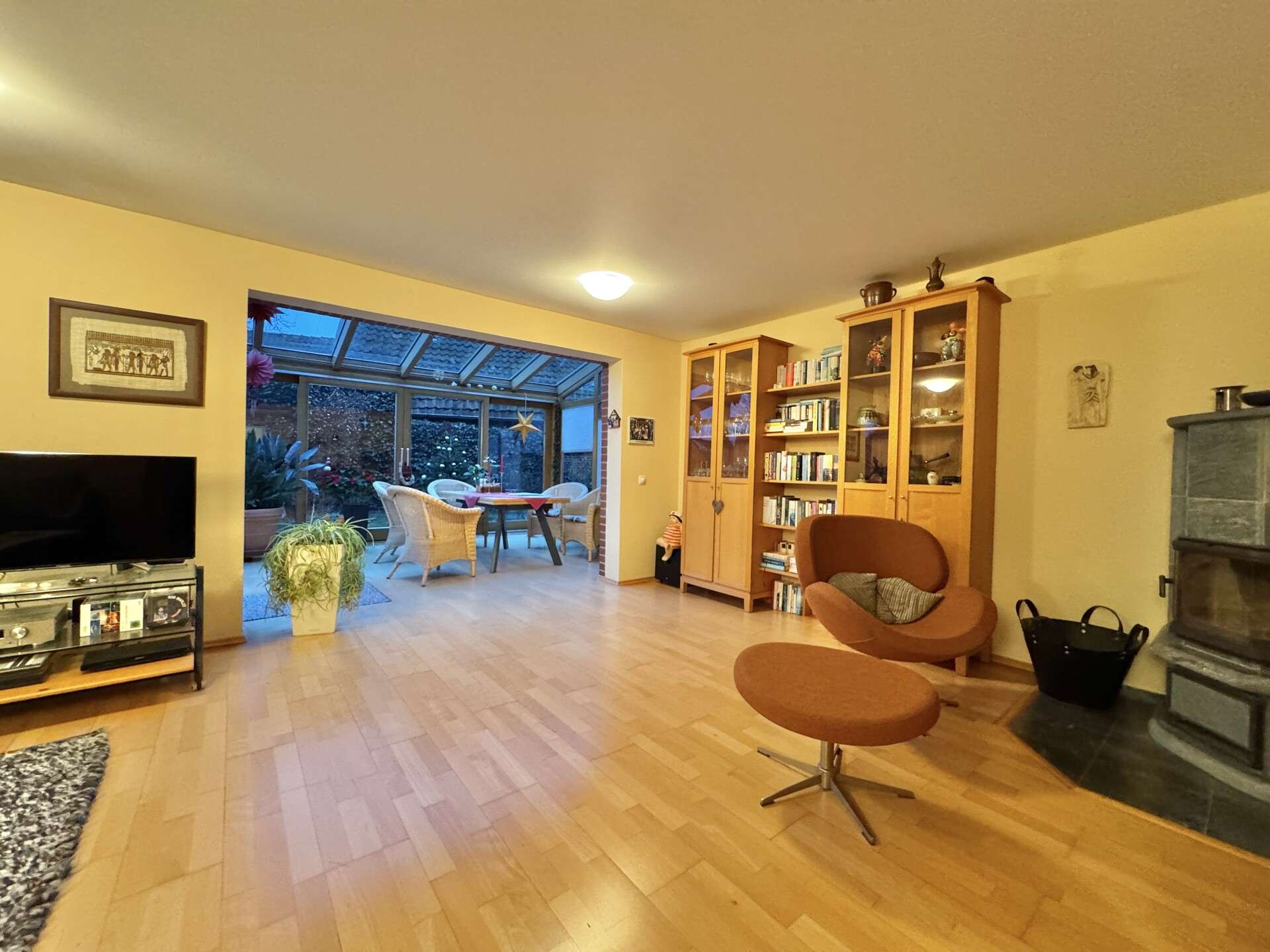 Immobilie in Gehrden - Ihr neues IMMOBILIEN QUARTIER: Gepflegtes 2-Fam.-Haus mit viel Charme & hinlänglich Platz - Bild 28