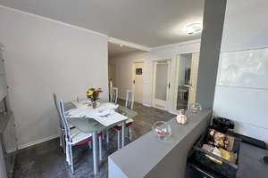Lichtdurchflutete ETW mit ca. 106m² Wohnfläche, Balkon und Carport zu verkaufen in Bonn Auerberg – Die vollständige Adresse der Immobilie erhältst du vom Anbieter., 53117 Auerberg, Bonn – Vorschaubild 5