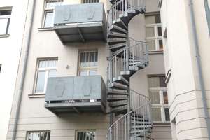 Jugendstil Altbau: Vermietete 3 Zimmer Wohnung / Aufzug/ Keller – 4153 Anger-Crottendorf, Leipzig – Vorschaubild 4