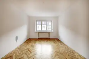 *Paul & Partner* TOLLE ALTBAUWOHNUNG MIT SEHR GUTEM SCHNITT! SOFORT BEZIEHBAR! – München – Vorschaubild 1