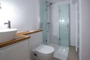 250m² Wohnen und Hobby auf 2 Etagen. NEU SANIERT. Sauna, Whirlpool, Kamin, Wintergarten, Dopp.Garage – Am Sündnerkamp 21, 30629 Misburg-Nord, Hannover – Vorschaubild 6