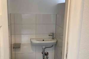 Mitten im Geschehen: gemütliche 2-Zimmer Wohnung mit Mansarde im Zentrum von Kiel per sofort – Ziegelteich 16, 24103 Vorstadt, Kiel – Vorschaubild 8