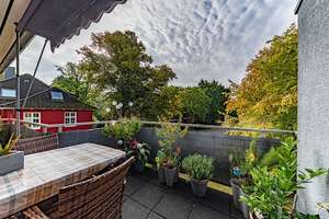 Lichtdurchflutete 2,5 Zimmer Penthouse Wohnung in Hamburg Nähe Hagenbecks Tierpark  – Julius-Vosseler-Straße 3, 22527 Lokstedt, Hamburg – Vorschaubild 3