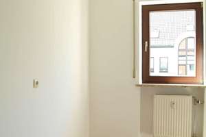 BALD FREI: SONNIGE UND GEMÜTLICHE 2-ZIMMERWOHNUNG MIT BALKON!! – Dobritzer Straße 11, 1237 Seidnitz/Dobritz, Dresden – Vorschaubild 6