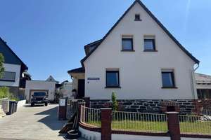 Einfamilienhaus in Waldsolms – Die vollständige Adresse der Immobilie erhältst du vom Anbieter., 35647 Waldsolms – Vorschaubild 3