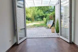 Ansprechende 2-Zimmer-EG-Wohnung mit gehobener Innenausstattung mit Einbauküche in Magdeburg – bodestraße m 22, 39118 Magdeburg – Vorschaubild 4