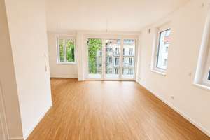Erstbezug Neubau 2026 | 2 Zimmer | Süd-West-Balkon | Barrierefrei | Ruhige Hoflage | 3 min Ostkreuz