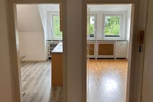 Helle 3-Zimmer-Wohnung mit großem Gemeinschaftsgarten in ruhiger Lage – Eitelstraße 13, 40472 Rath, Düsseldorf – Vorschaubild 5