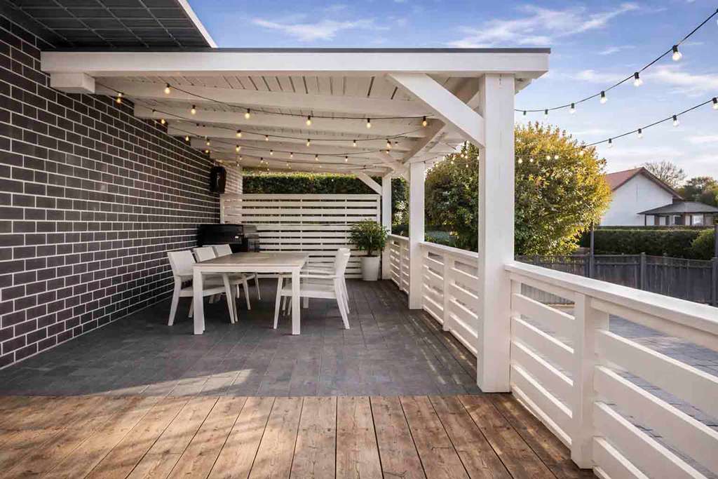 Immobilie in Leipheim - Mehr (T)Raum geht kaum: Modernes Einfamilienhaus mit vielen Nutzungsmöglichkeiten in Leipheim - Bild 1