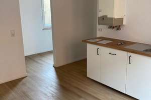 Schöne renovierte 3-Zimmer Wohnung mit Einbauküche *AB SOFORT VERFÜGBAR* – Vereinsstraße 11, 47799 Cracau, Krefeld – Vorschaubild 3
