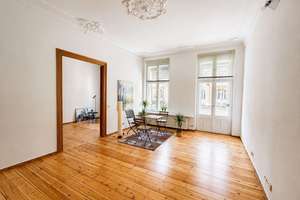 Historische Eleganz trifft modernen Wohnkomfort - Maisonette mit vielfältigen Nutzungsmöglichkeiten!