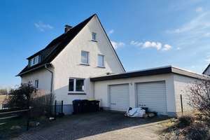Wohnglück in guter Lage von Heidenoldendorf mit Doppelgarage und toller Einbauküche! – Die vollständige Adresse der Immobilie erhältst du vom Anbieter., 32758 Detmold – Vorschaubild 12