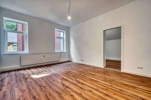 Erstbezug nach Sanierung: Helle 2-Zimmer-Wohnung mit hohen Decken in Bremen-Vegesack – Bürgermeister-Wittgenstein-Straße 1, 28757 Vegesack (Ortsteil), Bremen – Vorschaubild 3