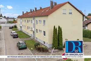 Gepflegte 3-Zi-Whg mit Einzelgarage, Südbalkon und großzügigen Kellerraum