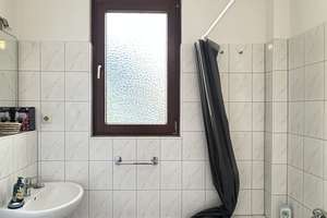 WG-Neugründung: 3 möblierte Zimmer à 15 m2 – 500 € warm (inkl. Heizung & Internet) – DU-Meiderich ! – Die vollständige Adresse der Immobilie erhältst du vom Anbieter., 47137 Mittelmeiderich, Duisburg – Vorschaubild 9