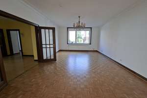 Großzügige 4-Zimmer Wohnung mit eigenem Gartenparadies in Grafenberg Nähe Aaper Wald – 40235 Grafenberg, Düsseldorf – Vorschaubild 4