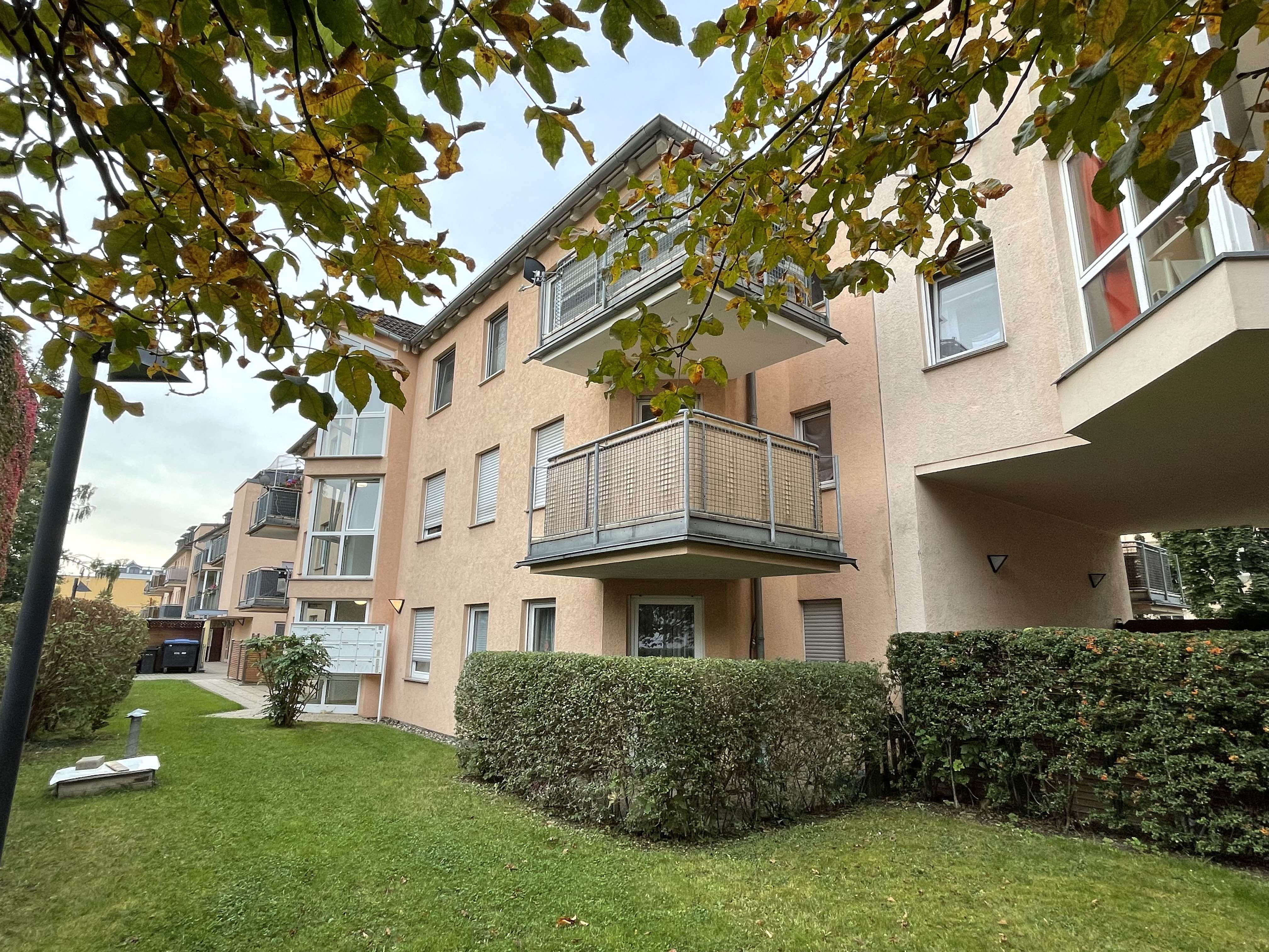 MAISONETTWOHNUNG ÜBER DREI ETAGEN MIT TG, BALKON, KELLER ETC., Sächsische Schweiz Osterzgebirge Kreis – Bild 1