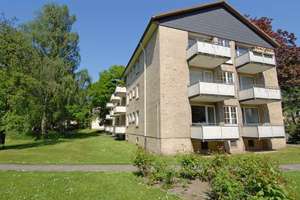 Grünes Niendorf - 1-Zi.-Singlewohnung mit Loggia, Einbauküche und Vollbad – König-Heinrich-Weg 9a, 22459 Niendorf, Hamburg – Vorschaubild 1