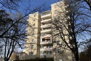 freier Blick - gut vermietet - obere Etage! – Die vollständige Adresse der Immobilie erhältst du vom Anbieter., 81475 Fürstenried-West, München – Vorschaubild 1
