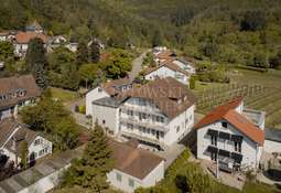 Gästehaus-Ensemble