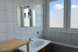 Besondere Wohnung mit wunderbarem Blick und Südbalkon – Die vollständige Adresse der Immobilie erhältst du vom Anbieter., 42349 Cronenberg, Wuppertal – Vorschaubild 12