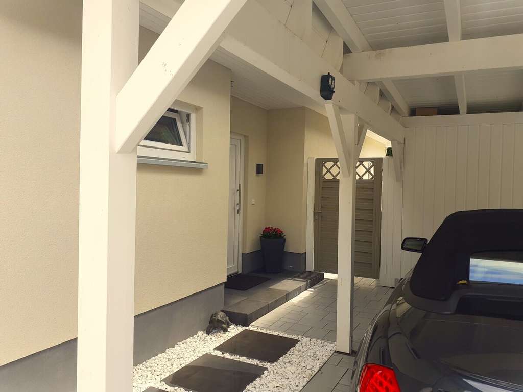 Immobilie in Augustusburg - Urlaubsflair im eigenen Heim! Traumimmobilie mit Pool und wunderschönem Garten! - Bild 2