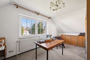 Elegantes Familienhaus in Berlin-Frohnau – Die vollständige Adresse der Immobilie erhältst du vom Anbieter., 13465 Frohnau, Berlin – Vorschaubild 5