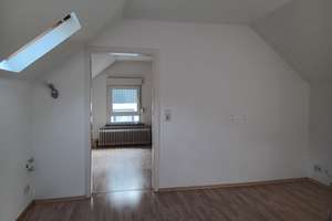 Stilvoll saniertes Doppelhaus in Saarbrücken – Herrensohrer Weg 23 a, 66125 Dudweiler (Ortsteil), Saarbrücken – Vorschaubild 8