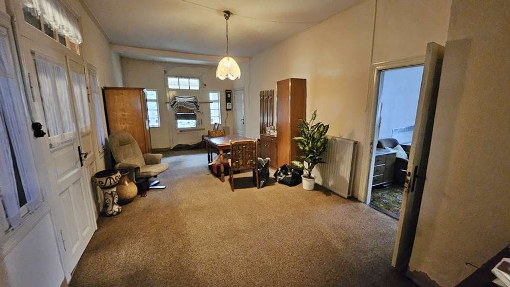 Immobilie in Gnarrenburg - immo-schramm.de: Reizvoll zurückgelegen: Bauernhaus und Grünland - Bild 4