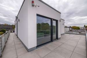 Design trifft Weitblick – Avantgarde-Villa am Feldrand von Krefeld-Verberg! – Die vollständige Adresse der Immobilie erhältst du vom Anbieter., 47802 Traar, Krefeld – Vorschaubild 34