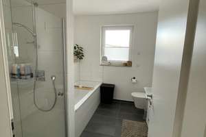 Exklusive neuwertige 2 bis 3 Zimmer-Wohnungen mit jeweils einem Balkon oder Gartenanteil in Würzburg – Steinhäuserstraße 1, 97084 Heidingsfeld, Würzburg – Vorschaubild 16