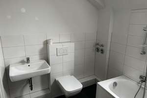 Praktische 2-Zimmer-Wohnung mit Balkon – Wittestr. 10, 21109 Wilhelmsburg, Hamburg – Vorschaubild 2