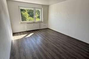 Lichtdurchflutete 3-Raum Wohnung mit Wintergarten – 64354 Reinheim – Vorschaubild 12