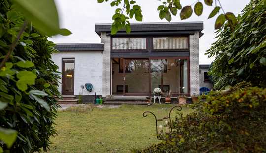 Bild von *** seltener SEEBLICK in einer der TOP LAGEN von GANDERKESEE HEIDE mit GARAGE und WINTERGARTEN ***