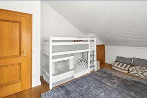 Möbliert: Familienfreundliches 4-Zimmer Haus in Waldtrudering  – Die vollständige Adresse der Immobilie erhältst du vom Anbieter., 81827 Waldtrudering, München – Vorschaubild 7